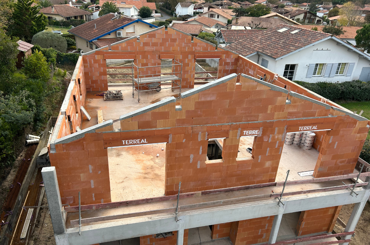 Carrotage béton Landes, Carrotage béton Pays Basque, Gros oeuvre Landes, Gros oeuvre Pays Basque, Maçonnerie générale Landes, Maçonnerie générale Pays Basque, Maçonnerie Landes, Maçonnerie Pays Basque, Renfort plat carbone Landes, Renfort plat carbone Pays Basque, Rénovation batiment Landes, Rénovation batiment Pays Basque, Sciage béton Landes, Sciage béton Pays Basque